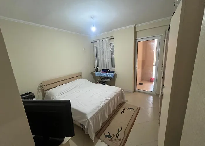 Durrazzo Appartament 公寓 *